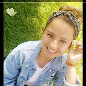 Meet your Posher, Esther